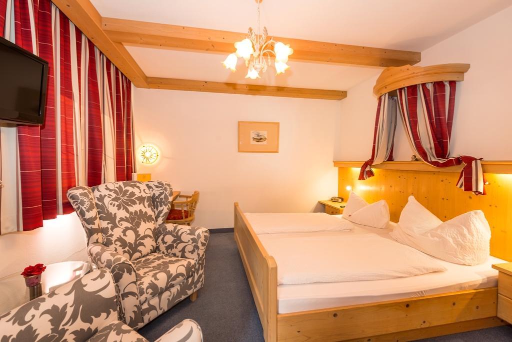 Hotel Landhaus Marchfeld Oberau Esterno foto
