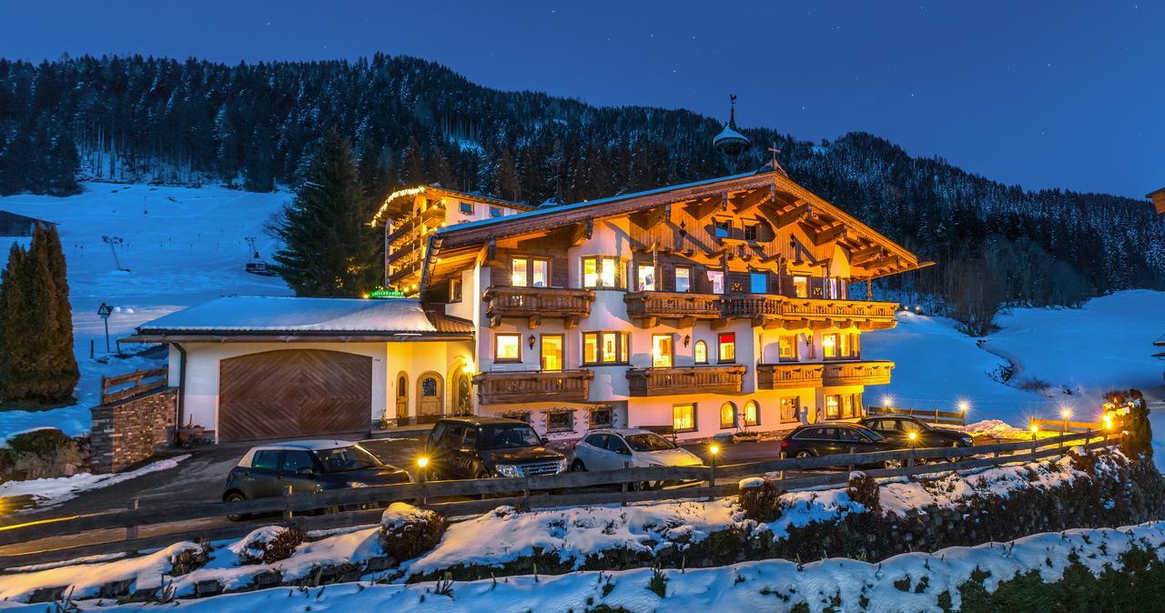 Hotel Landhaus Marchfeld Oberau Esterno foto