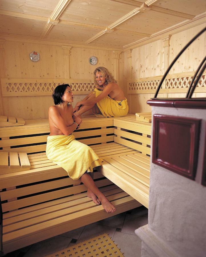 Hotel Landhaus Marchfeld Oberau Esterno foto